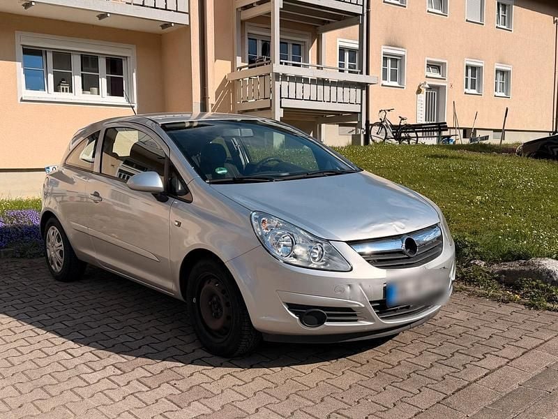 Usata Opel Corsa 60 CV (44 kW) 2006 Argento Utilitaria