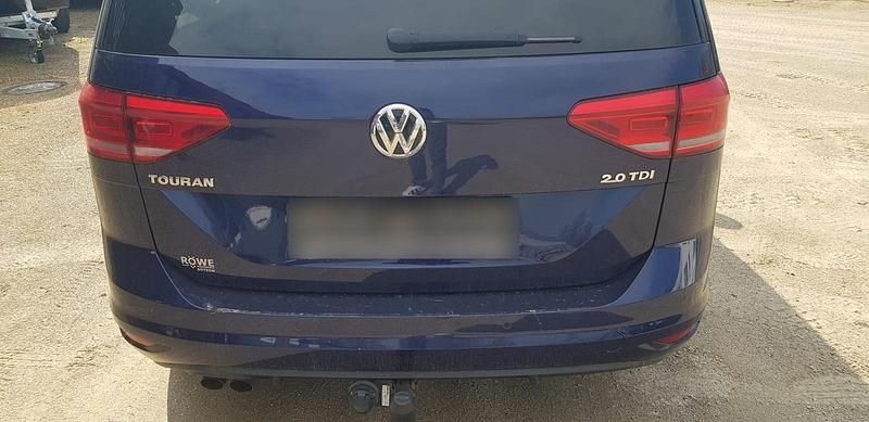Używany VW Touran 150 KM (110 kW) 2017 Niebieski Minivan