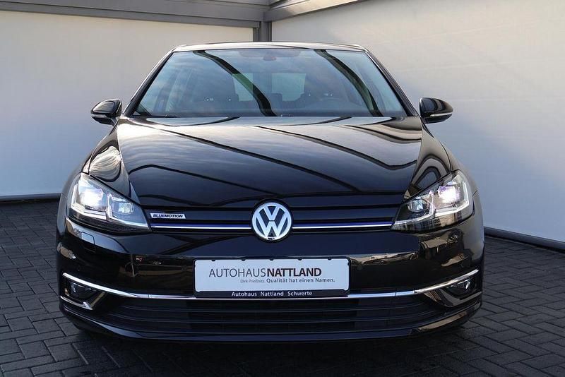 Gebraucht VW Golf VII Highline 131 PS (96 kW) 2019 Schwarz Limousine