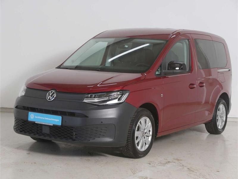 Gebraucht VW Caddy Basis 116 PS (85 kW) 2024 Rot Van / Kleinbus