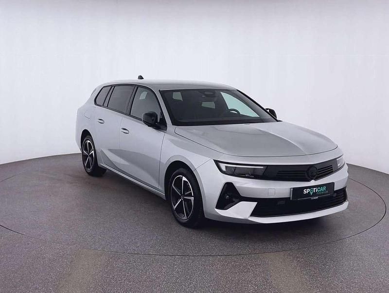 Gebraucht Opel Astra 131 PS (96 kW) 2024 Grau Kombi