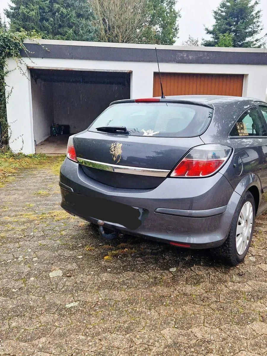 Gebraucht Opel Astra GTC 90 PS (66 kW) 2009 Grau Coupé