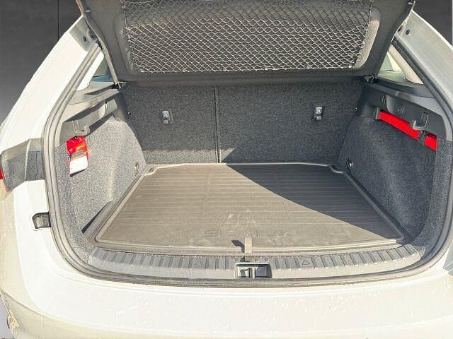 Gebraucht Skoda Scala Selection 116 PS (85 kW) 2024 Stahlgrau Kleinwagen