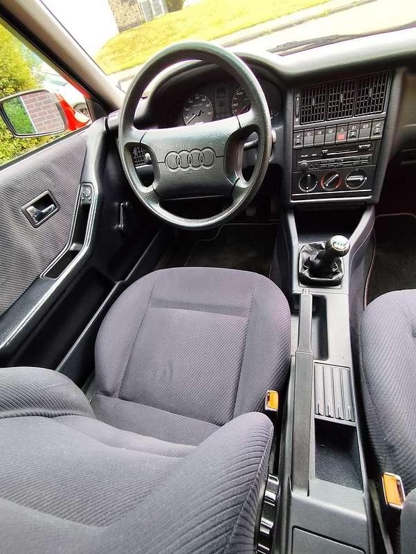 Gebraucht Audi 80 150 PS (110 kW) 1992 Rot Limousine