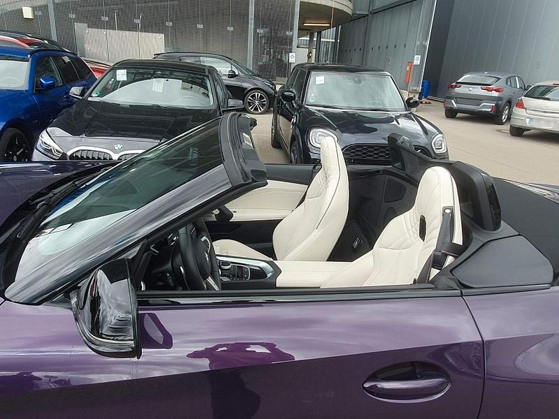Gebraucht BMW Z4 M Sport 340 PS (250 kW) 2023 Violet Cabrio