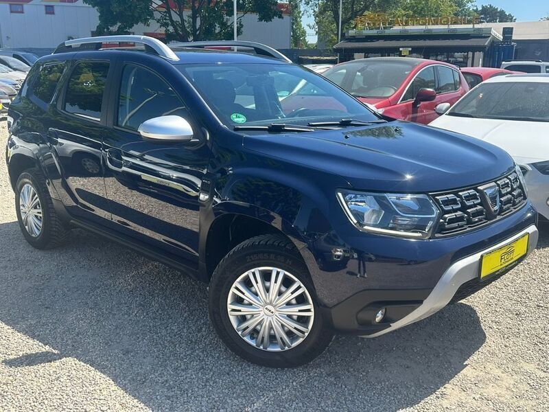 Blau Gebraucht 2020 Dacia Duster Prestige SUV | 13.990 € - Bild 1/4