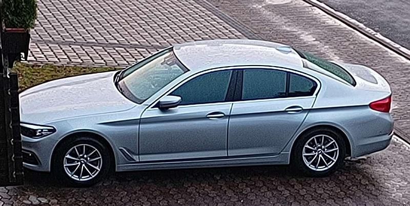 Second-hand BMW 520 184 CP (135 kW) 2018 Argintiu Berlinǎ