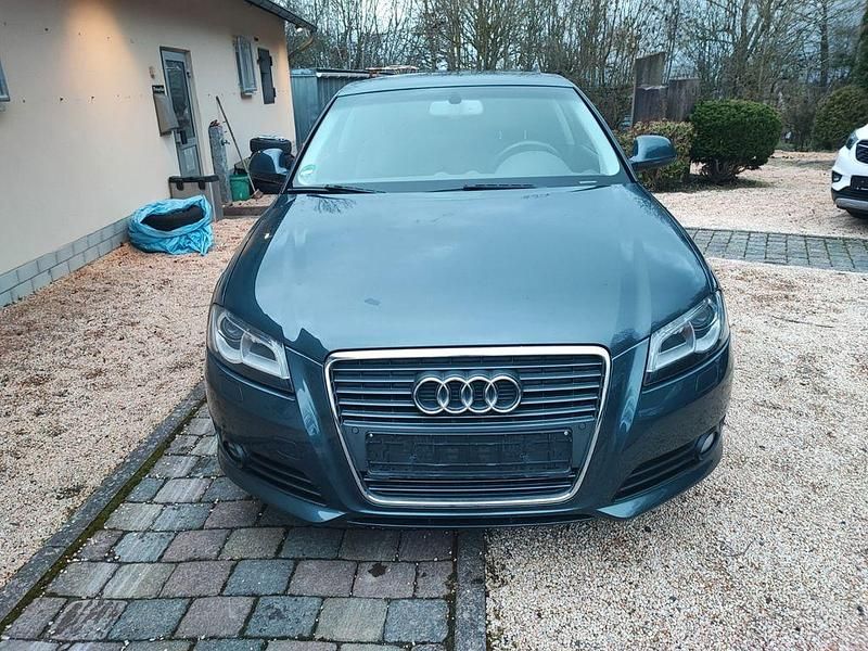 Gebraucht Audi A3 Ambiente 125 PS (91 kW) 2009 Grau Kleinwagen