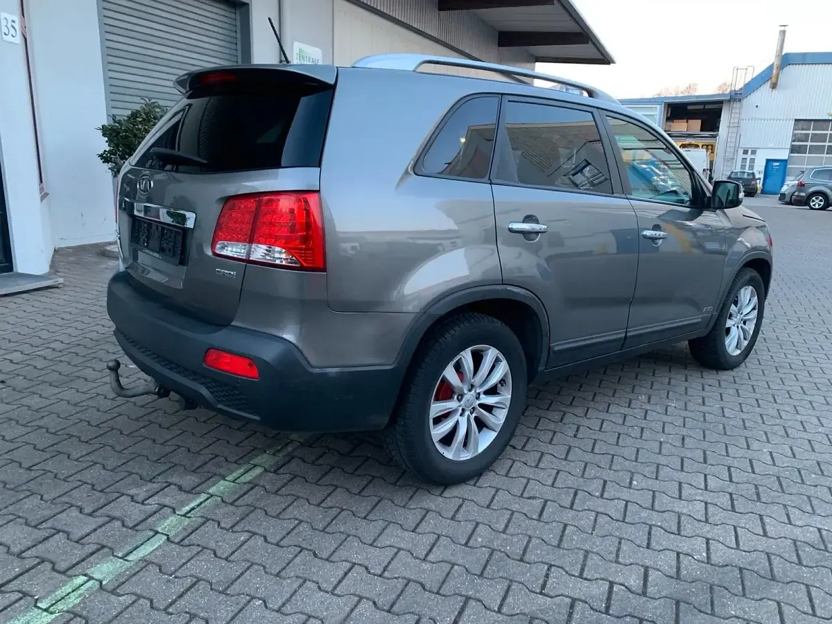 Gebraucht Kia Sorento 197 PS (144 kW) 2012 Grau SUV