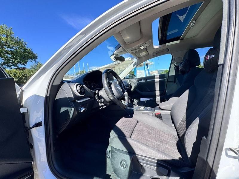 Gebraucht Audi A3 Sport 150 PS (110 kW) 2015 Weiß Limousine