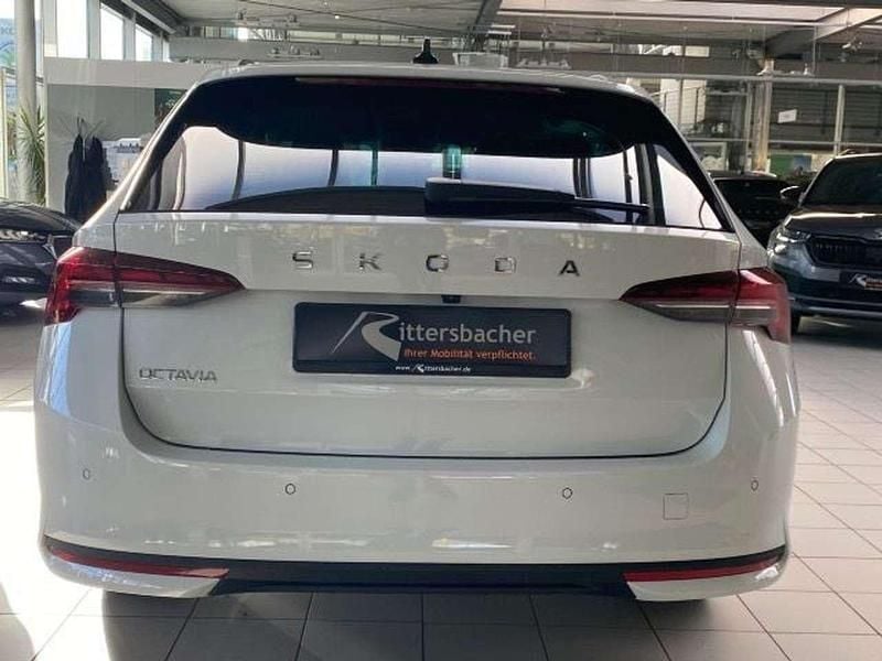 Second-hand Skoda Octavia Selection 150 CP (110 kW) 2026 Alb Break