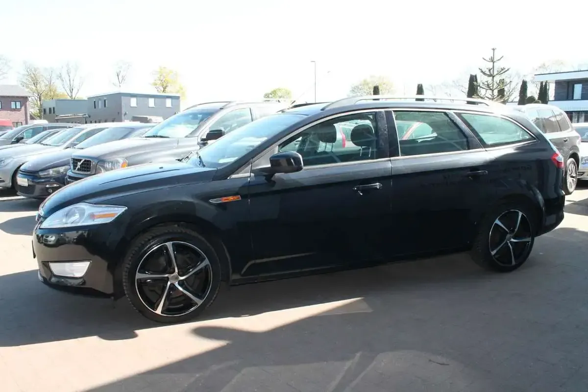 Gebraucht Ford Mondeo Trend 125 PS (91 kW) 2009 Schwarz Kombi