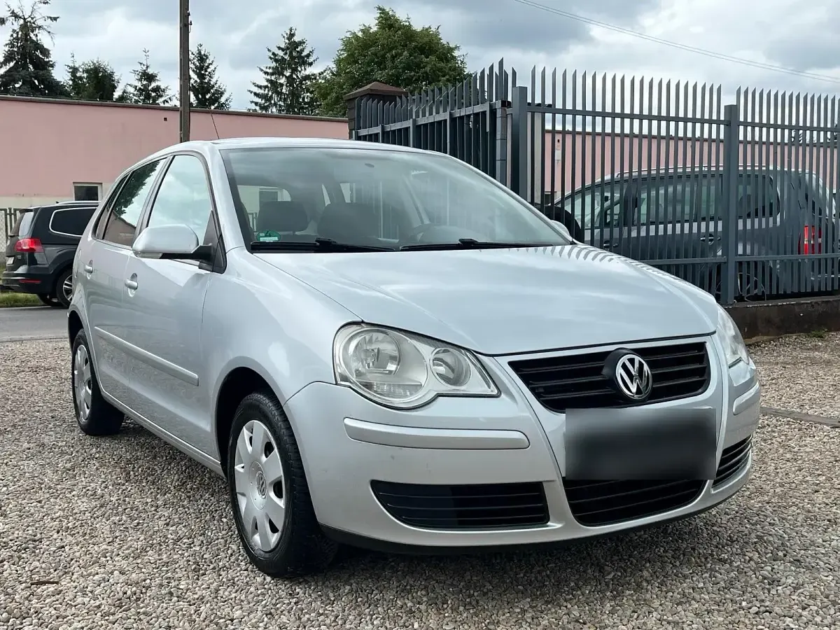 Gebraucht VW Polo 70 PS (51 kW) 2009 Silber Kleinwagen