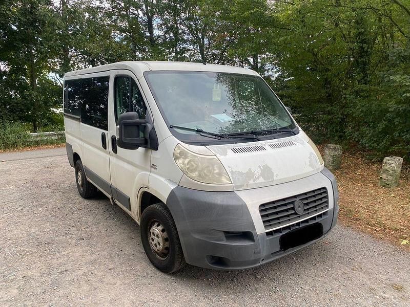 Weiß Gebraucht 2011 Fiat Ducato Van | 3.950 € (Guter Preis) - Bild 1/4