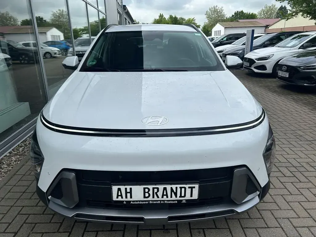 Gebraucht Hyundai Kona Trend 139 PS (102 kW) 2025 Weiss SUV