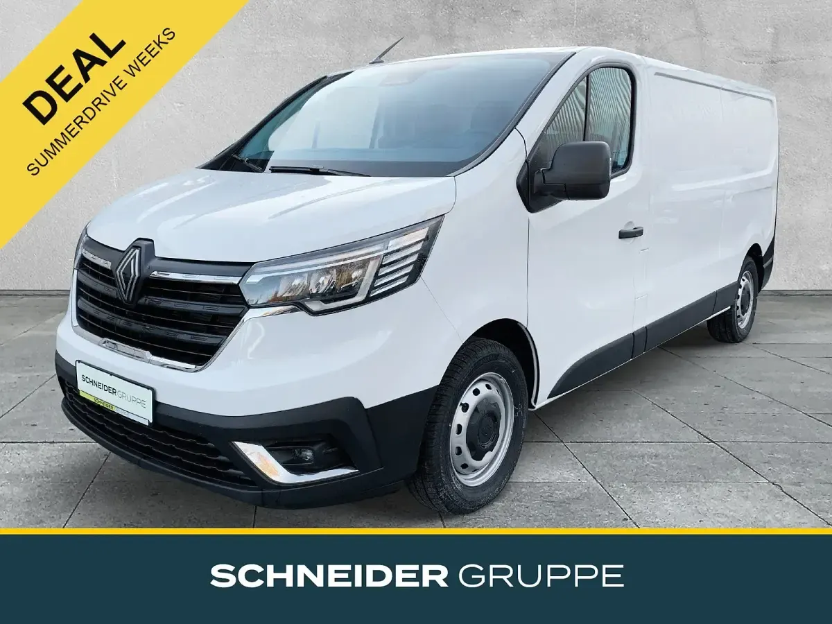 Gebraucht Renault Trafic Komfort 131 PS (96 kW) 2025 Van / Kleinbus