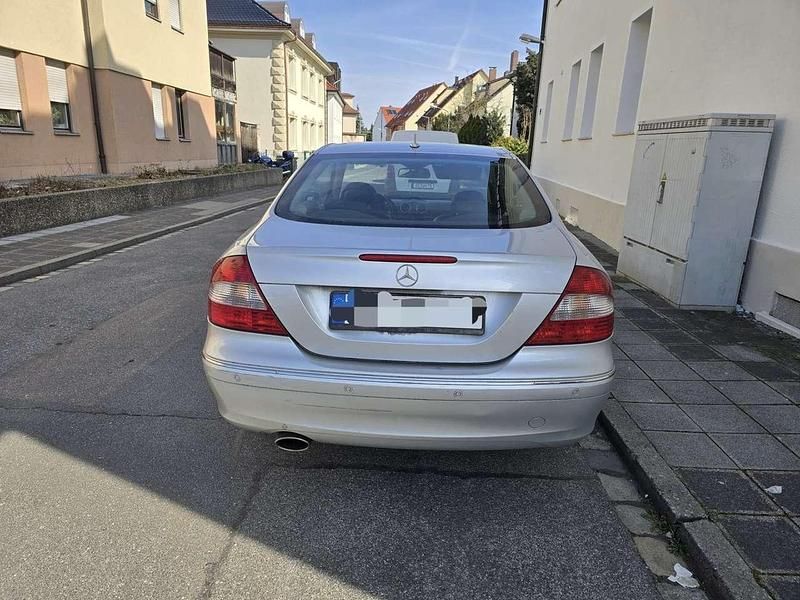 Gebraucht Mercedes CLK280 Elegance 231 PS (169 kW) 2007 Coupé