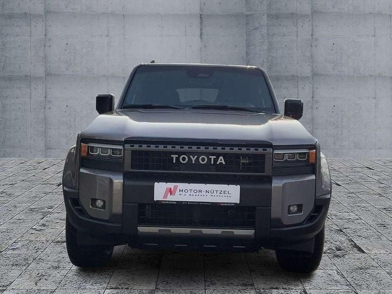 Gebraucht Toyota Land Cruiser Executive 205 PS (150 kW) 2025 Avantgarde bronze me SUV
