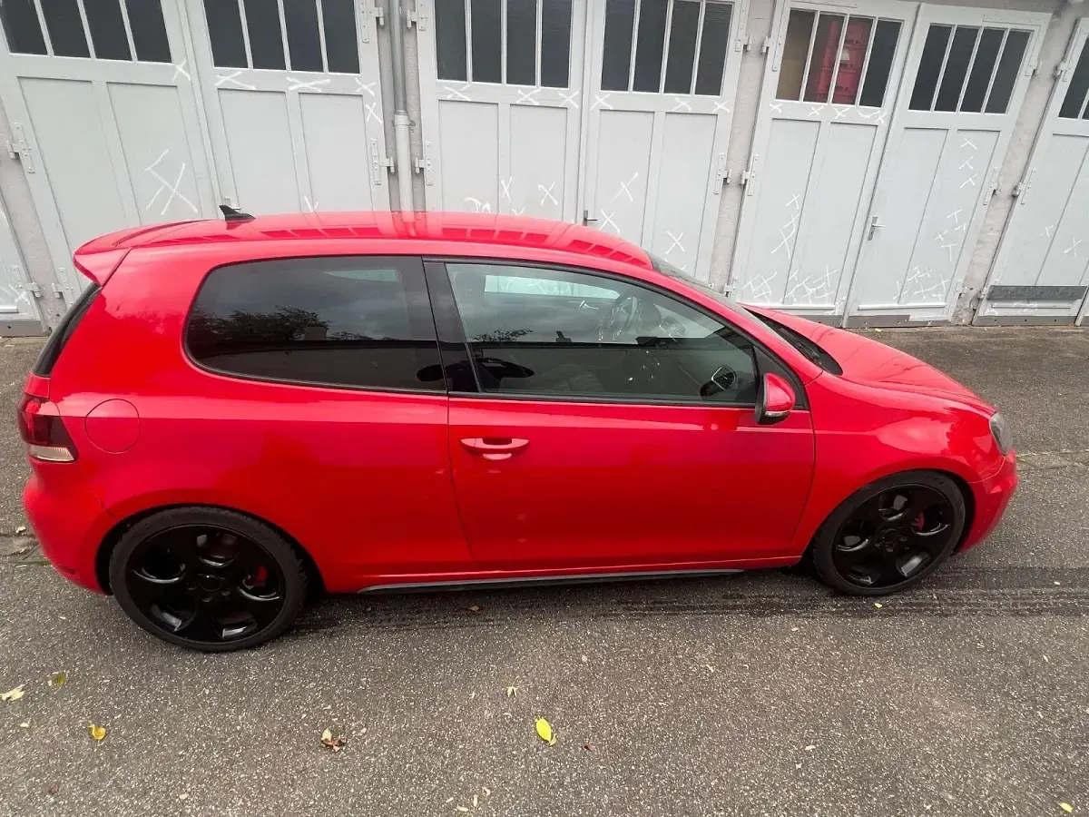 Gebraucht VW Golf VI GTI 211 PS (155 kW) 2009 Rot Kleinwagen
