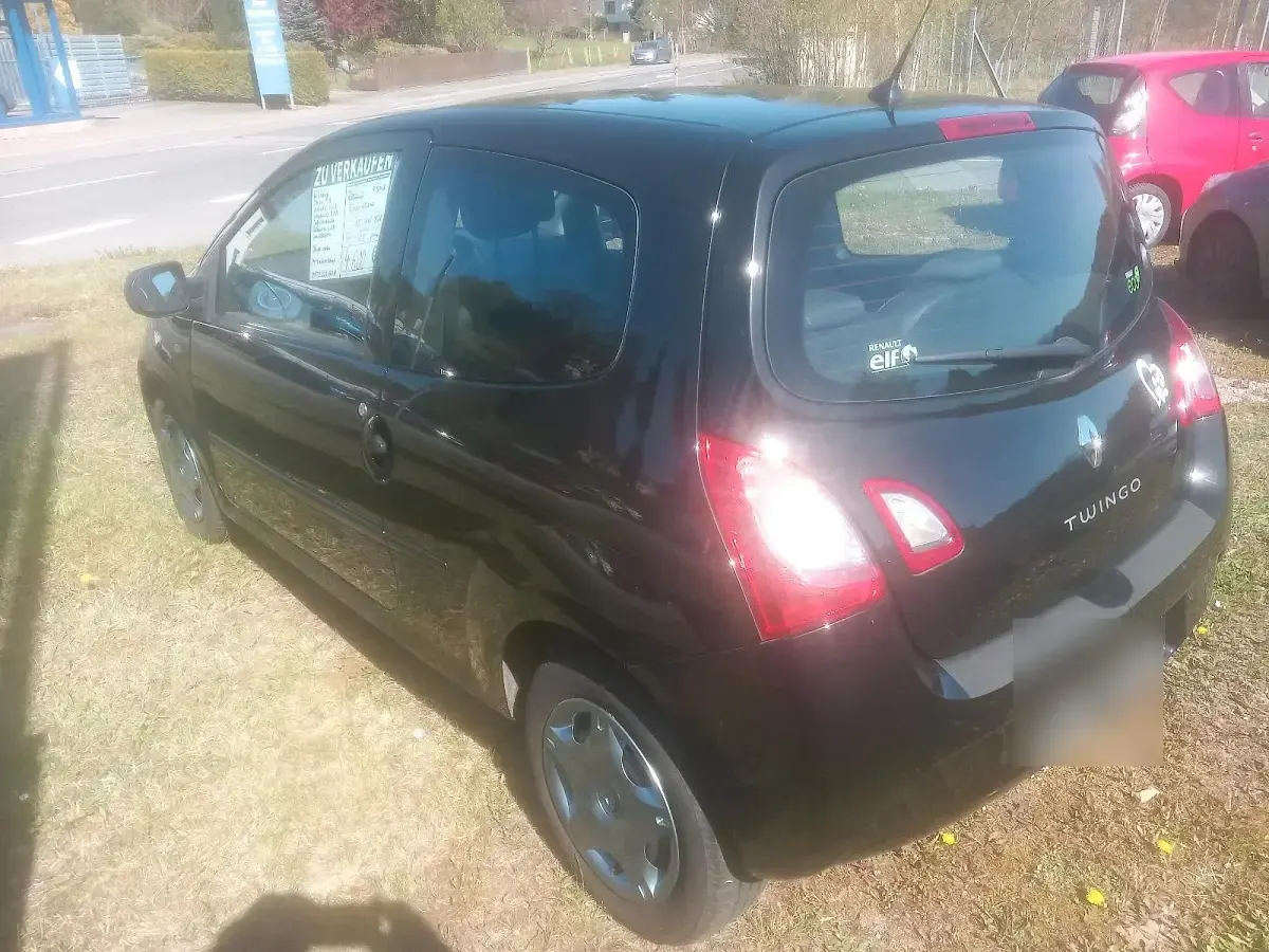 Gebraucht Renault Twingo 75 PS (55 kW) 2013 Schwarz Kleinwagen