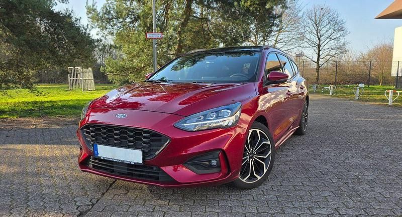 Usata Ford Focus ST-Line 182 CV (133 kW) 2019 Rosso Berlina
