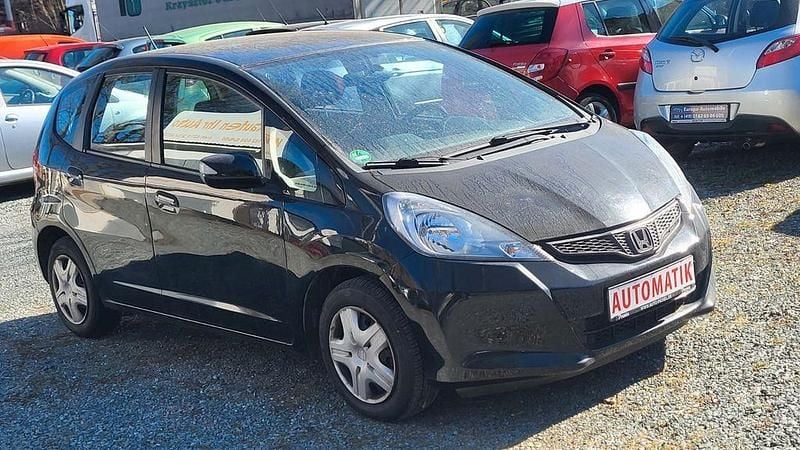 Gebraucht Honda Jazz Trend 99 PS (72 kW) 2013 Schwarz Kleinwagen