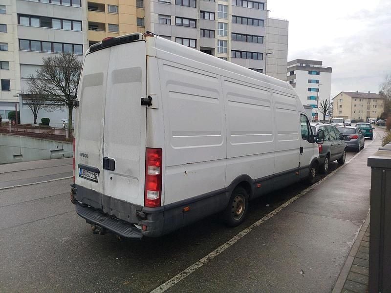 Gebraucht Iveco Daily 170 PS (125 kW) 2010 Weiß Van / Kleinbus