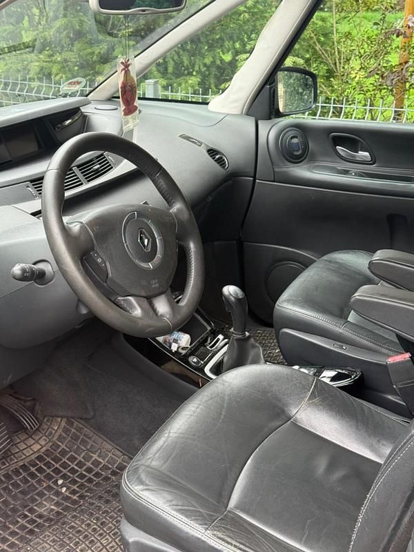 Schwarz Gebraucht 2011 Renault Espace Van / Kleinbus | 1.700 € (Guter Preis) - Bild 1/4