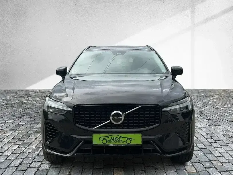 Gebraucht Volvo XC60 R-Design 456 PS (335 kW) 2024 Onyx black metallic SUV