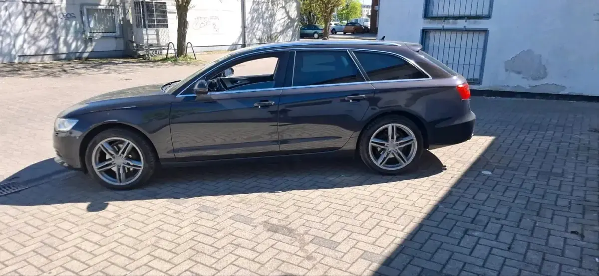 Gebraucht Audi A6 177 PS (130 kW) 2012 Kombi