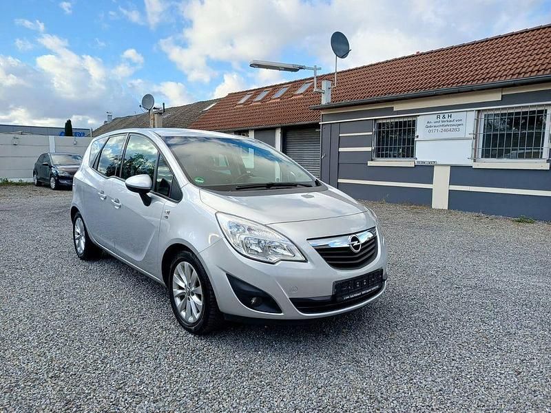 Silber Gebraucht 2012 Opel Meriva Van / Kleinbus | 3.300 € (Fairer Preis) - Bild 1/4
