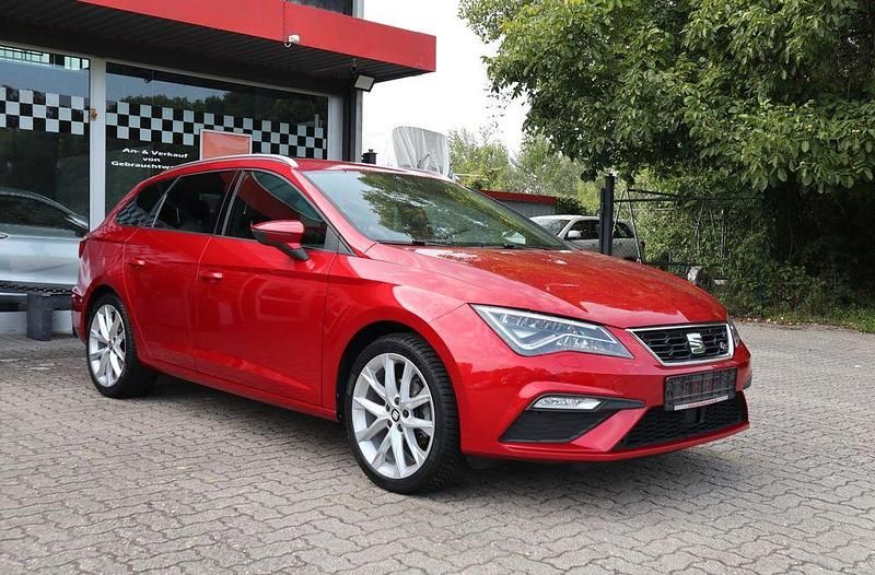 Rot Gebraucht 2020 Seat Leon ST FR Kombi | 15.500 € (Fairer Preis) - Bild 1/4