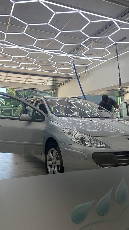 Silber Gebraucht 2006 Peugeot 307 Kombi | 2.200 € (Etwas zu teuer) - Bild 1/4