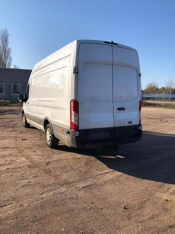 Second-hand Ford Transit 96 CP (70 kW) 2016 Alb Berlinǎ