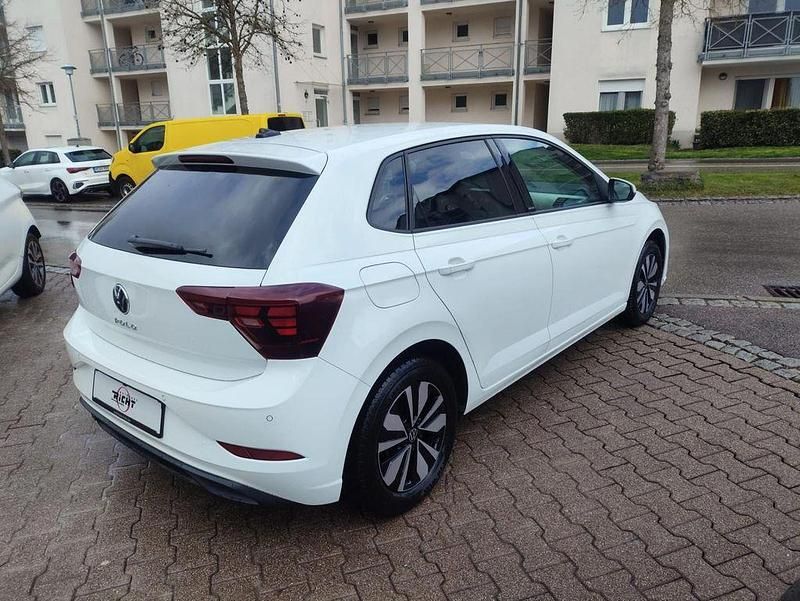 Gebraucht VW Polo Move 95 PS (69 kW) 2023 Weiß Kleinwagen