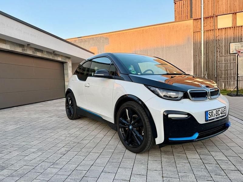 Gebraucht BMW i3 Performance 135 kW (184 PS) 2021 Weiß Kleinwagen