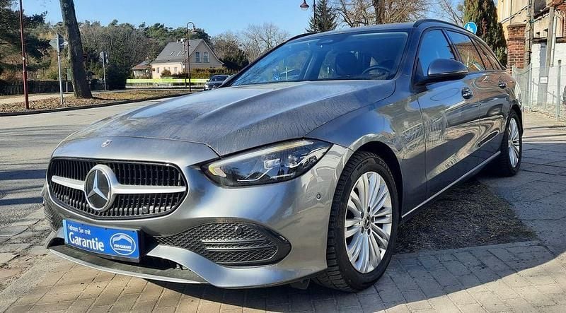 Gebraucht Mercedes C200 163 PS (119 kW) 2022 Grau Limousine