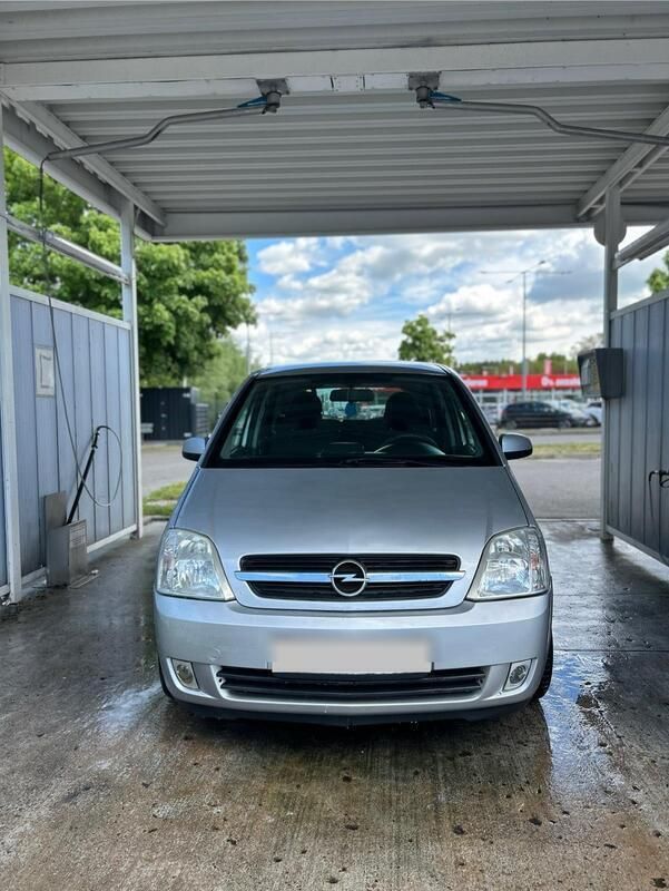 Silber Gebraucht 2003 Opel Meriva Van / Kleinbus | 2.300 € (Fairer Preis) - Bild 1/4