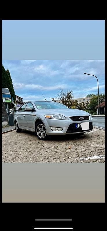 Silber Gebraucht 2010 Ford Mondeo Limousine | 5.500 € (Fairer Preis) - Bild 1/4