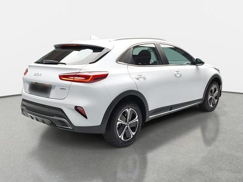 Gebraucht Kia XCeed Comfort 141 PS (103 kW) 2024 Weiß SUV
