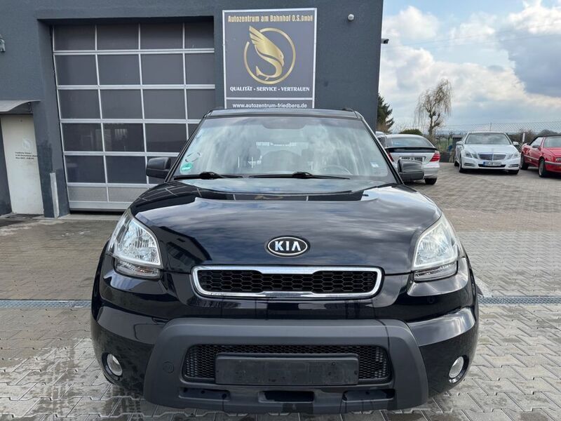 Schwarz Gebraucht 2010 Kia Soul Vision SUV | 8.800 € (Teuer) - Bild 1/4