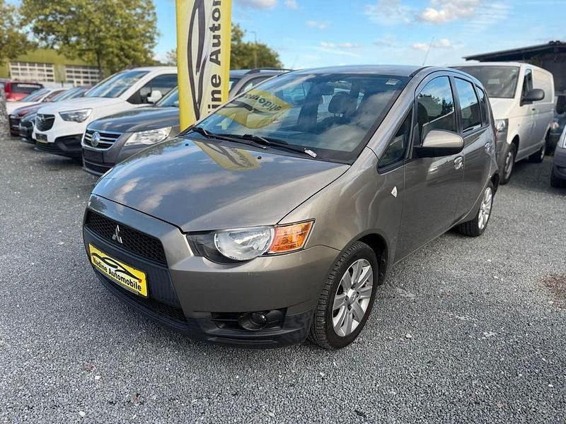 Grau Gebraucht 2010 Mitsubishi Colt Invite Limousine | 2.000 € (Fairer Preis) - Bild 1/4