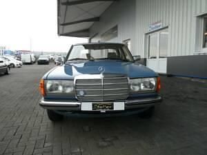 Gebraucht Mercedes 200 60 PS (44 kW) 1983 Blau Limousine