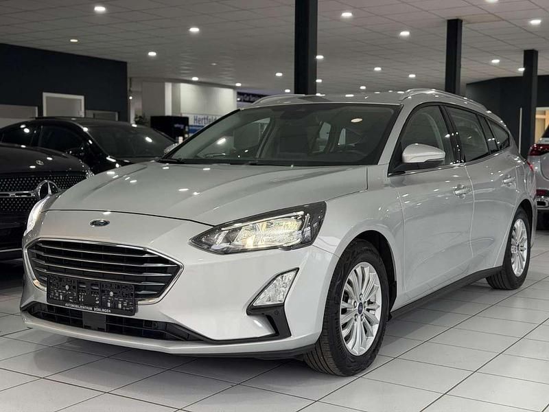 Gebraucht Ford Focus Titanium 120 PS (88 kW) 2020 Silber Kombi