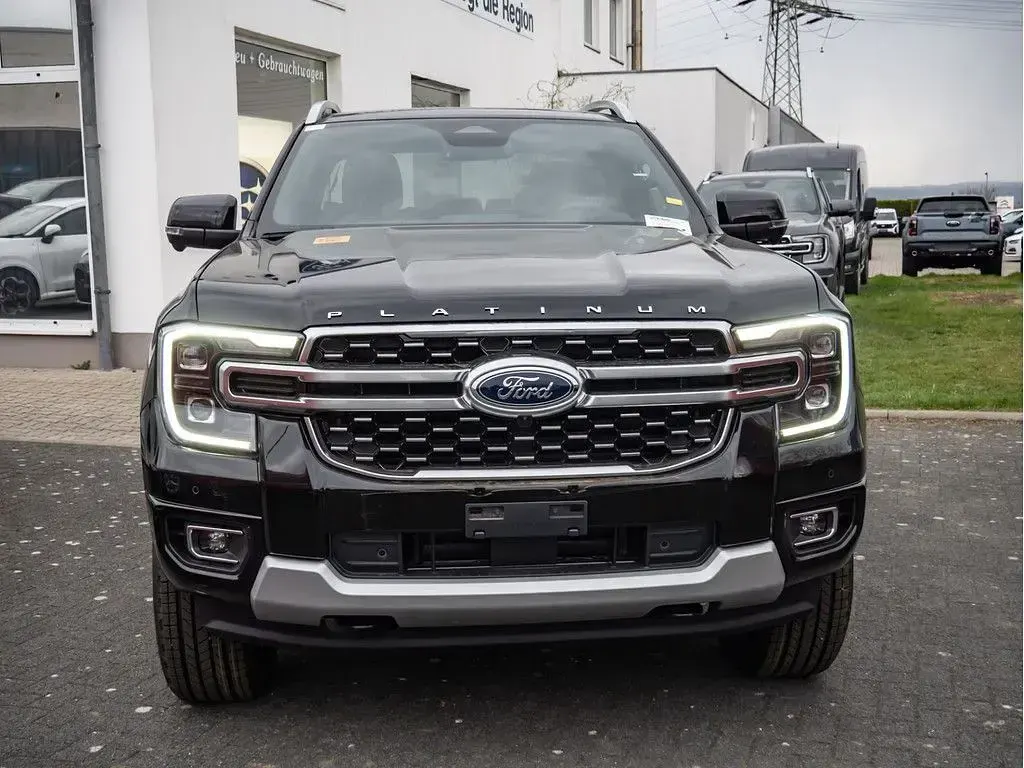 Nowe Ford Ranger Platinum 241 KM (177 kW) 2026 Czarny Pickup