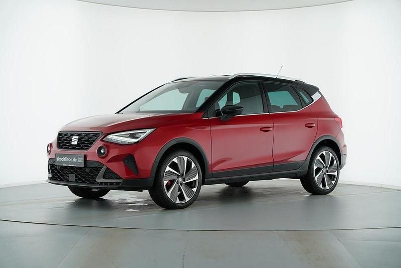 "desire" rot Gebraucht 2020 Seat Arona FR SUV | 20.889 € (Fairer Preis) - Bild 1/4