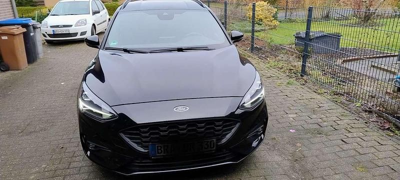 Gebraucht Ford Focus ST-Line 150 PS (110 kW) 2019 Schwarz Kombi