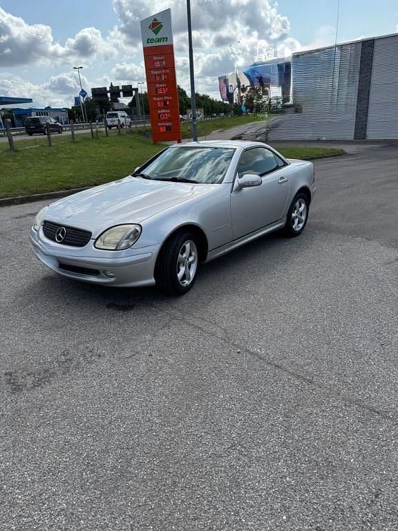 Gebraucht Mercedes SLK200 163 PS (119 kW) 2003 Grau Cabrio