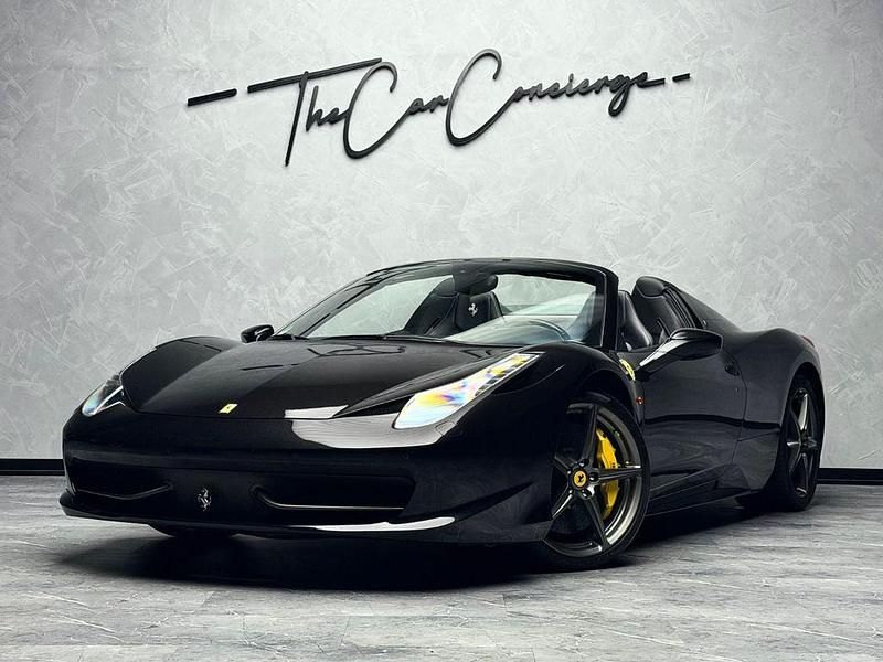 Second-hand Ferrari 458 570 CP (419 kW) 2012 Negru Cabrio