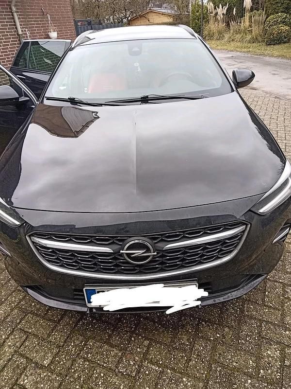 Gebraucht Opel Insignia 174 PS (127 kW) 2021 Schwarz Kombi